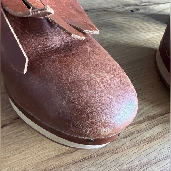 MADEWELL KILTIE CLOGS, SIZE 8. - Picture 8 of 15